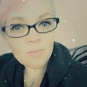 Meet your Posher, Niki